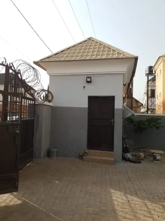 2 Bedroom Block of Flats, photo 5