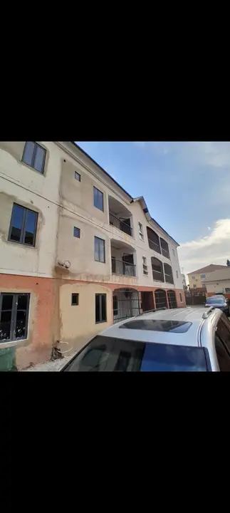2 Bedroom Block of Flats, photo 6