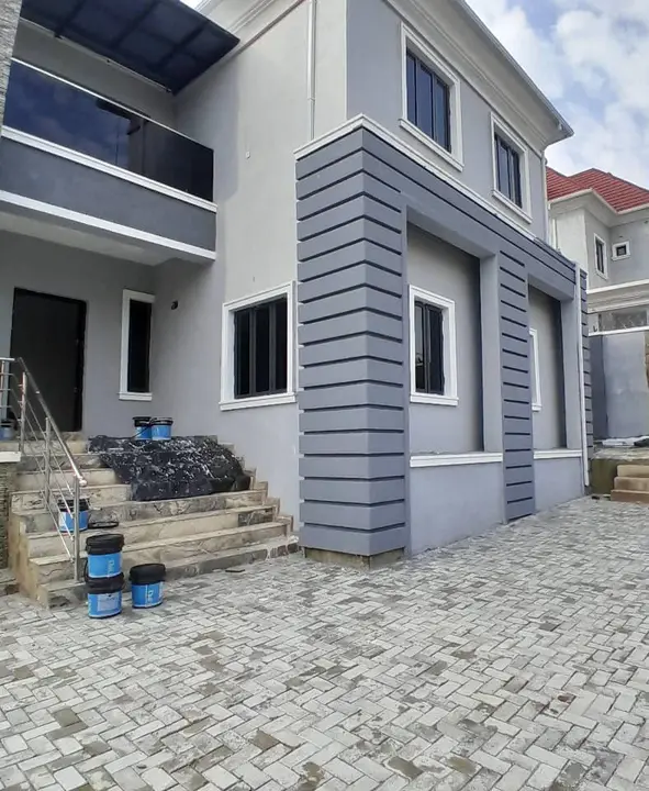 Detached Duplex, photo 1