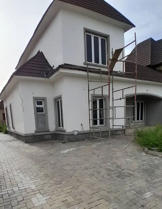 3 Bedroom Semi-Detached Duplex, photo 6